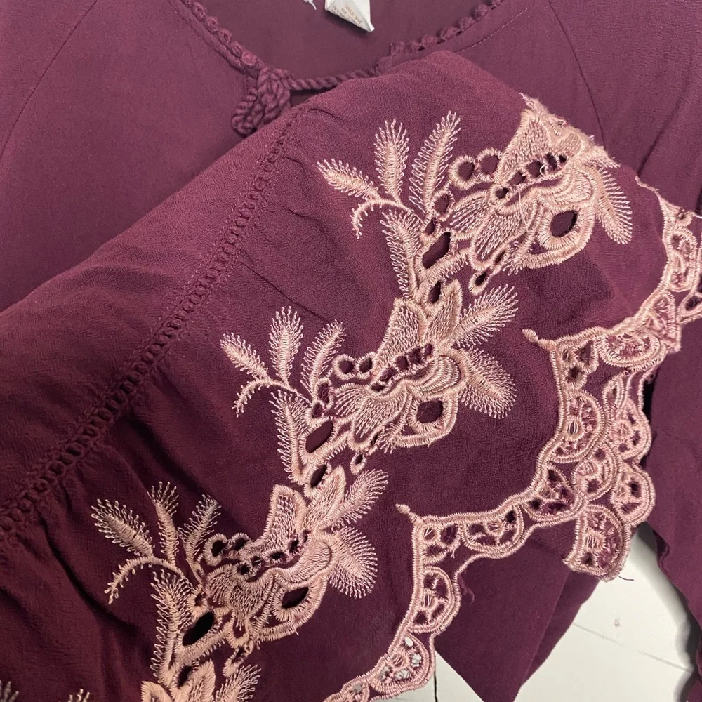 Forever 21 Burgundy Top with Lace Detail - Picture 3 of 4